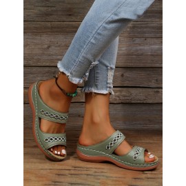 Retro Style Hollow Out Circular Embroidery Foot Casual Slippers