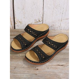 Retro Style Hollow Out Circular Embroidery Foot Casual Slippers