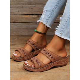 Retro Style Hollow Out Circular Embroidery Foot Casual Slippers