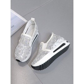 Breathable Floral Embroidery Slip-on Muffin Sneakers